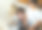 笔记本电脑和电话沙发图片下载