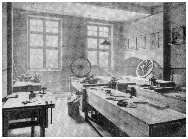 来自英国杂志的古董图片:自治市镇理工学院，Wheelwright的商店图片下载