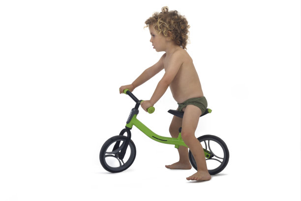 白底男孩图片下载