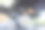 全景天窗控制面板的特写视图在汽车与内部灯打开图片下载