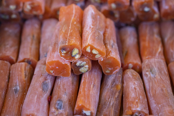 彩色土耳其美食在奥斯曼瓷砖概念照片，乌斯库达尔伊斯坦布尔，土耳其(土耳其语)图片下载