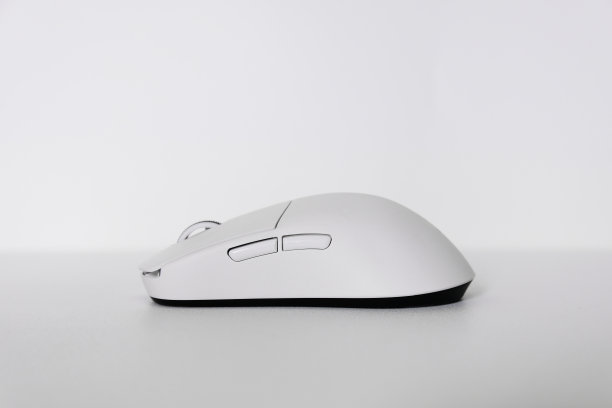 专业玩家鼠标游戏与白色图片下载