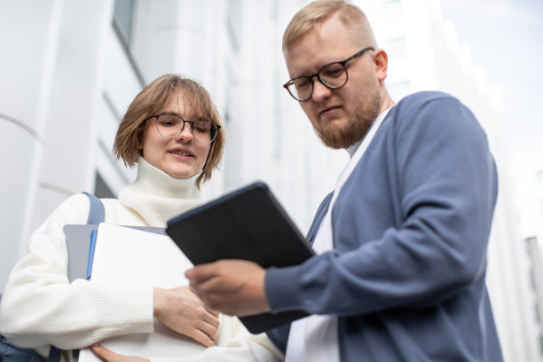 回到大学。图片下载
