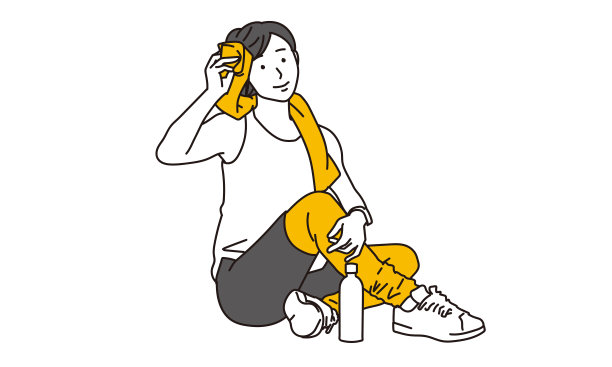 训练结束休息的亚洲女性图片下载