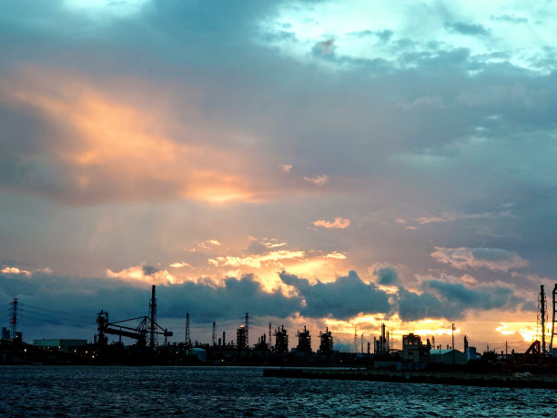 弯曲的喀布图片下载