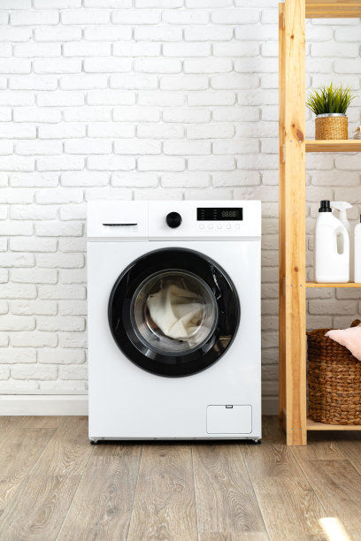 现代白色洗衣机特写照片图片下载