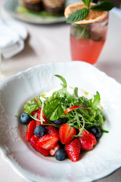 美味的草莓图片下载