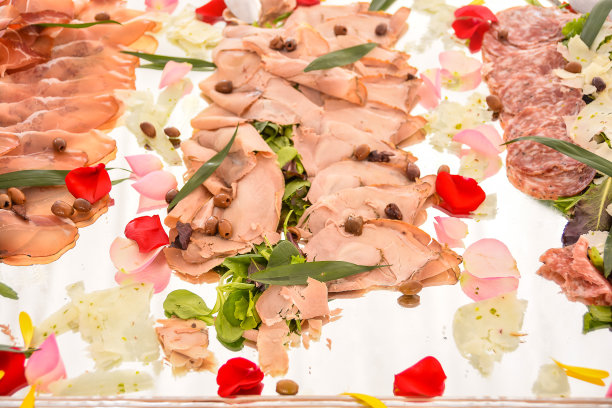 披萨配火腿和奶酪，数码照片图片作为背景图片下载