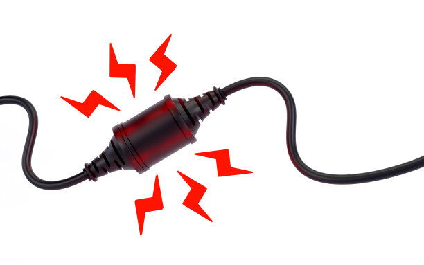 3D渲染一个插座插入火花和照明的白色背景，一个危险的电路概念图片下载