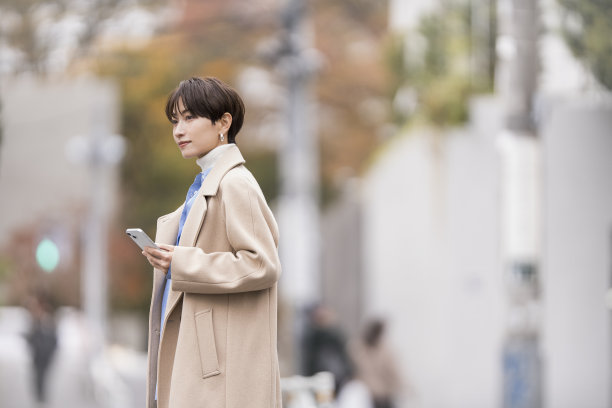 一个日本女人的生活场景。图片下载