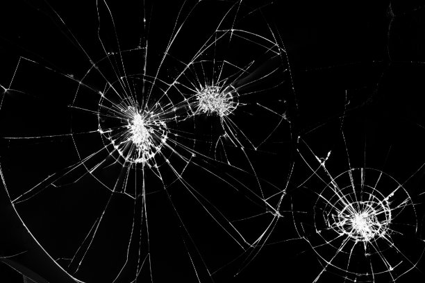 破损的LCD屏幕、电脑显示器或电视、黑白照片上的凹凸痕迹图片下载