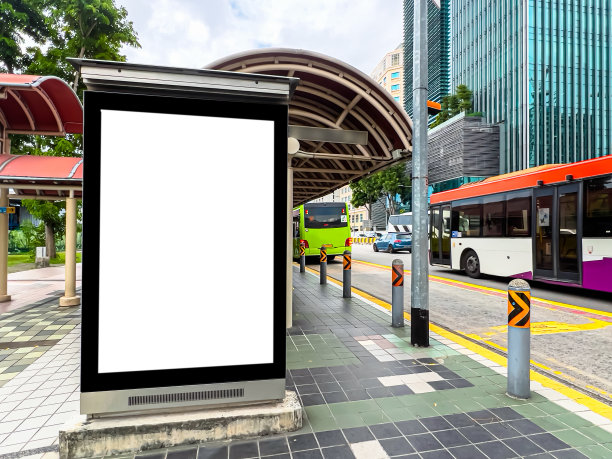 公交车站空灯箱模板图片下载