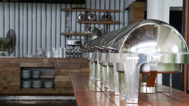 餐厅，酒店，派对或任何自助早餐，午餐和晚餐活动的餐饮设备图片。图片下载