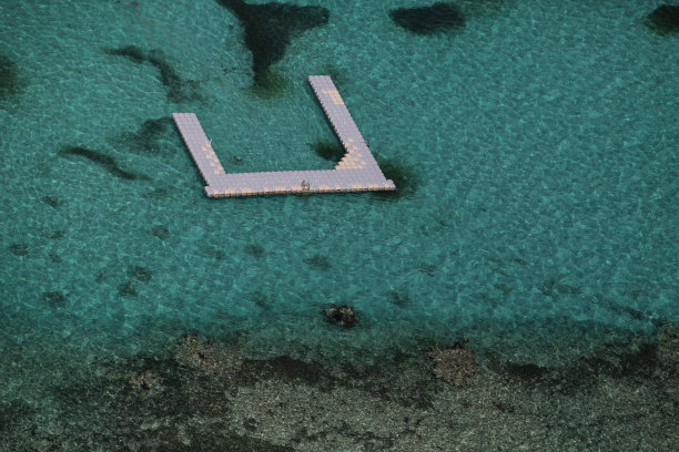 从空中俯瞰多米尼加共和国蓬塔卡纳美丽的加勒比海海滩图片下载