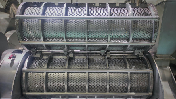 椰汁提取机采用不锈钢制成，以获得不锈椰汁图片下载