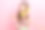 照片有趣周到的电信未来小顾客女孩订购披萨送货老式手机孤立的粉红色背景图片下载