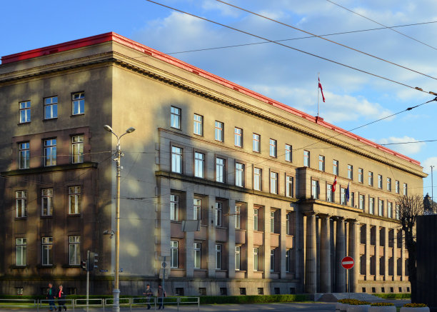 拉脱维亚政府总部-内阁部长大楼，拉脱维亚首都里加图片下载