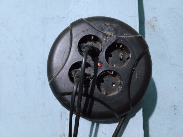 与电气设备物体合影图片下载