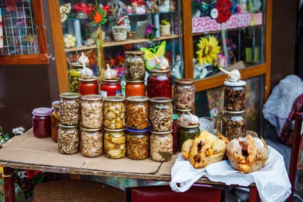 乌克兰利沃夫市的街头市场图片下载