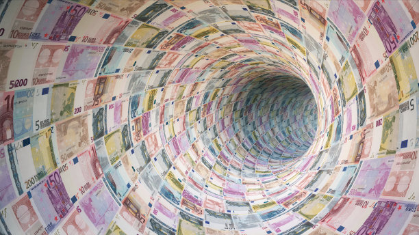 在500、200、100、50、20、10、5欧元的封闭隧道中向前飞行图片下载