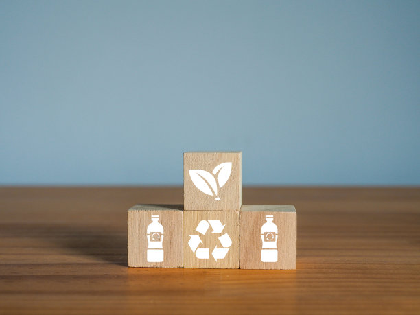 塑料瓶回收图片下载