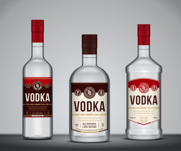 矢量伏特加标签。伏特加酒瓶模型图片下载