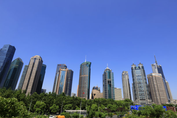 中国上海浦东陆家嘴的建筑风景图片下载
