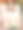 一名女子拿着一种有狮子鬃蘑菇的培养基图片下载