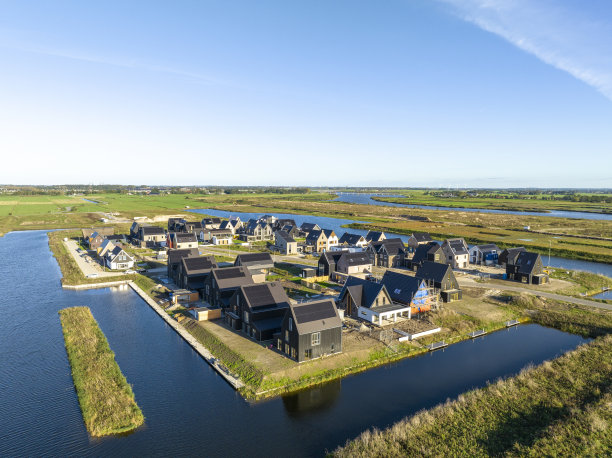 从上面看坎彭附近的里夫村建筑工地图片下载