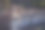 一排古石栏杆在城堡公园的概念照片。乌克兰被毁坏的古老宫殿。图片下载