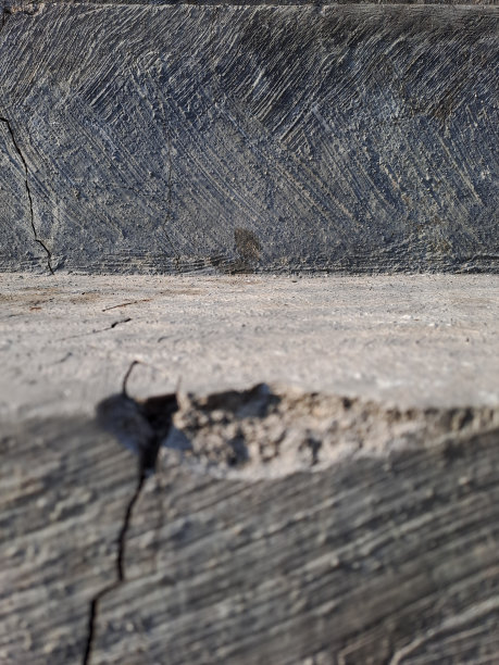 混凝土制成的梯子是任何项目的重要背景元素。无论您是为电影或电视节目创建场景，还是只是想为照片添加一些兴趣图片下载