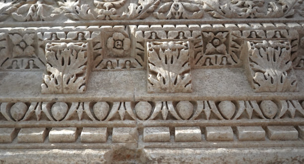 石雕。古罗马建筑的手工元素。-库存照片图片下载