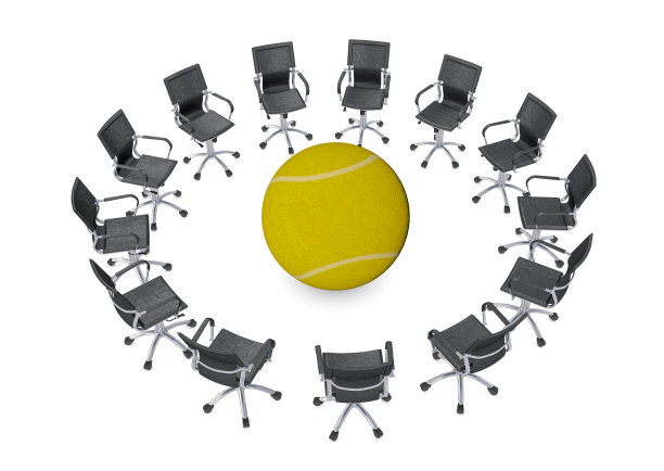 带网球的办公椅图片下载