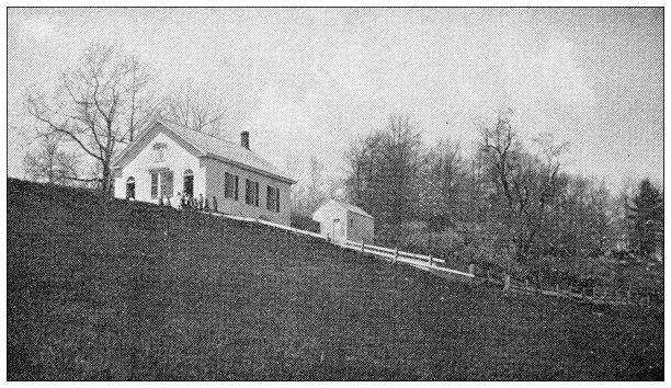 汉普顿县的古董图像，马萨诸塞州:蒙森，山坡学校图片下载