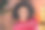 照片的华丽和平的女孩享受圣诞节的时间节日和谐花环灯公寓室内图片下载
