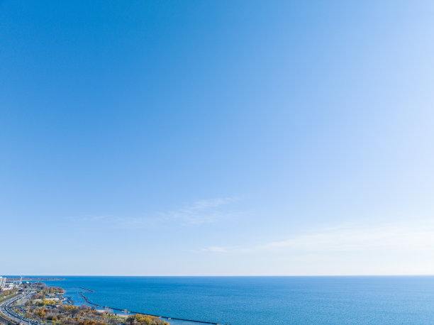 鸟瞰安大略湖和加德纳大道，怡陶碧谷，加拿大图片下载