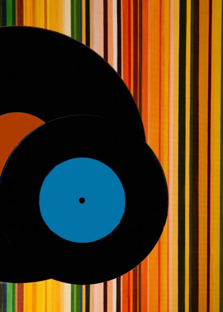 黑胶唱片放在彩色背景上图片下载