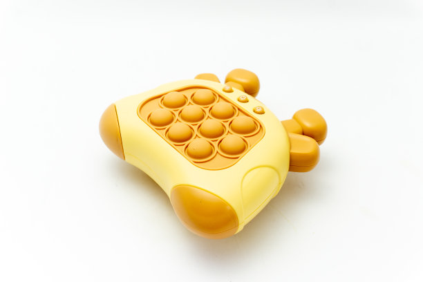 点亮Pop It Pro:快速推益智游戏控制台的孩子图片下载