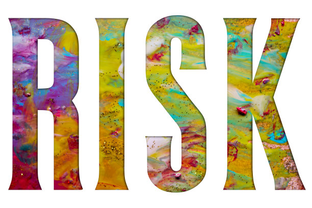 抽象的自然奢华艺术，带有风险文字的流体绘画，酒精墨水技法。图像融合了大理石花岗岩的漩涡。图片下载