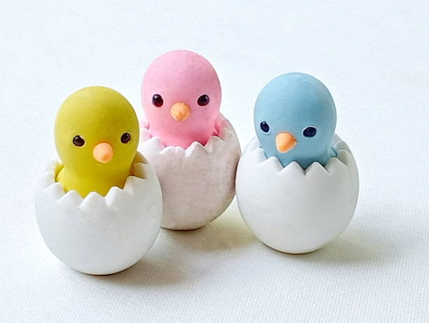 回到学校的铅笔橡皮。图片下载