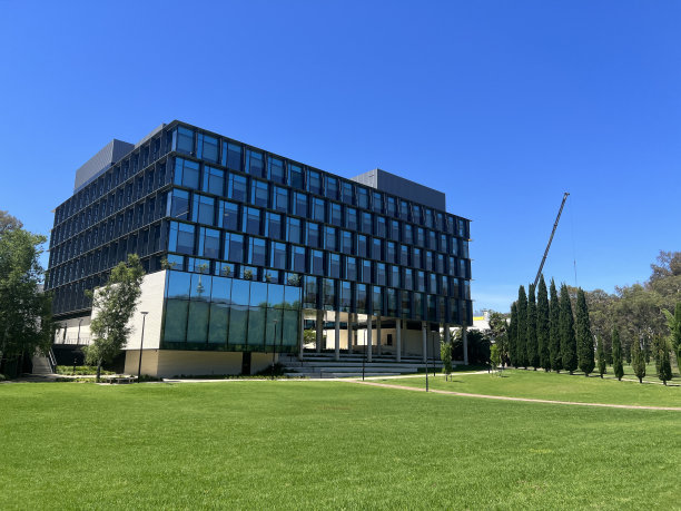 绿色校园图片下载