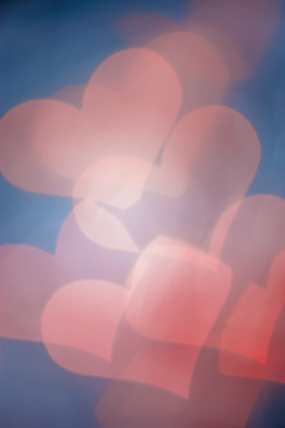 散焦抽象散景背景与心，闪光从灯上的蓝色，模糊散景假日，庆祝壁纸。爱情和浪漫唯美的照片，闪闪发光的灯光质感图片下载