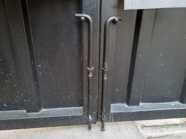 黑色金属栅栏图片下载