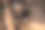 旧的大铁水管。地下管道系统。图片下载