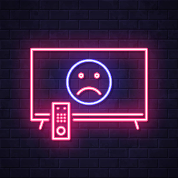 带着悲伤表情的电视。在砖墙背景上发光的霓虹灯图标图片下载