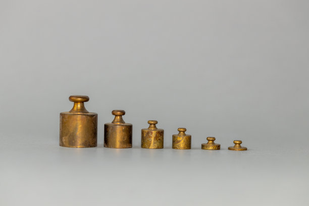 比例权重从最小设置在一排，复制空间，经营理念，漂亮的灰色背景图片下载