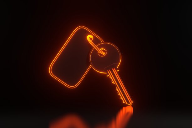 门钥匙与钢钥匙圈和空白标签的文字或数字与明亮的发光未来主义橙色霓虹灯在黑色背景图片下载
