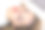 美容诊所手术前躺在spa床上的美女的特写脸图片下载
