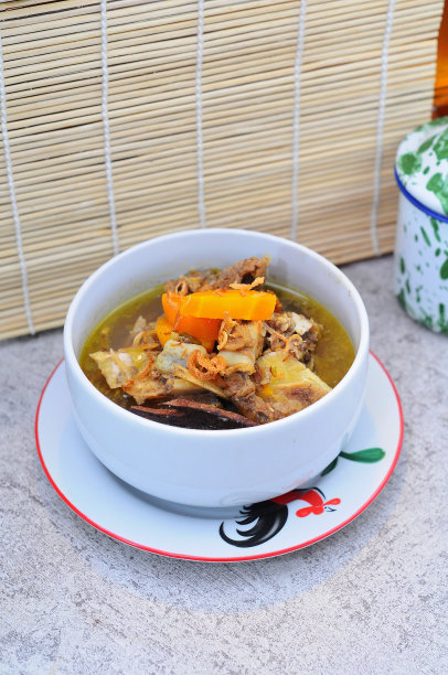 煮骨汤图片下载