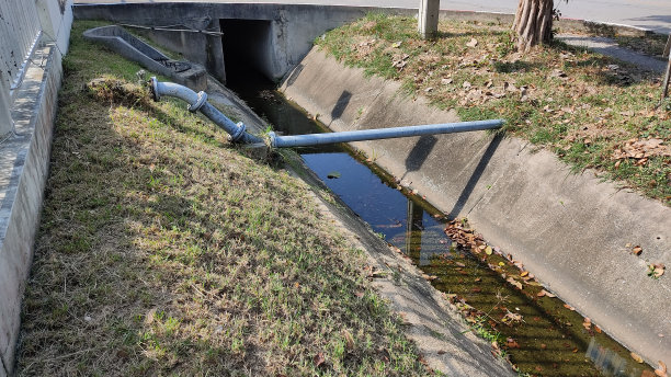 灌溉渠图片下载